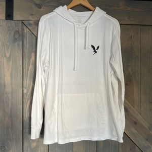 Men’s Medium American Eagle pull over shirt